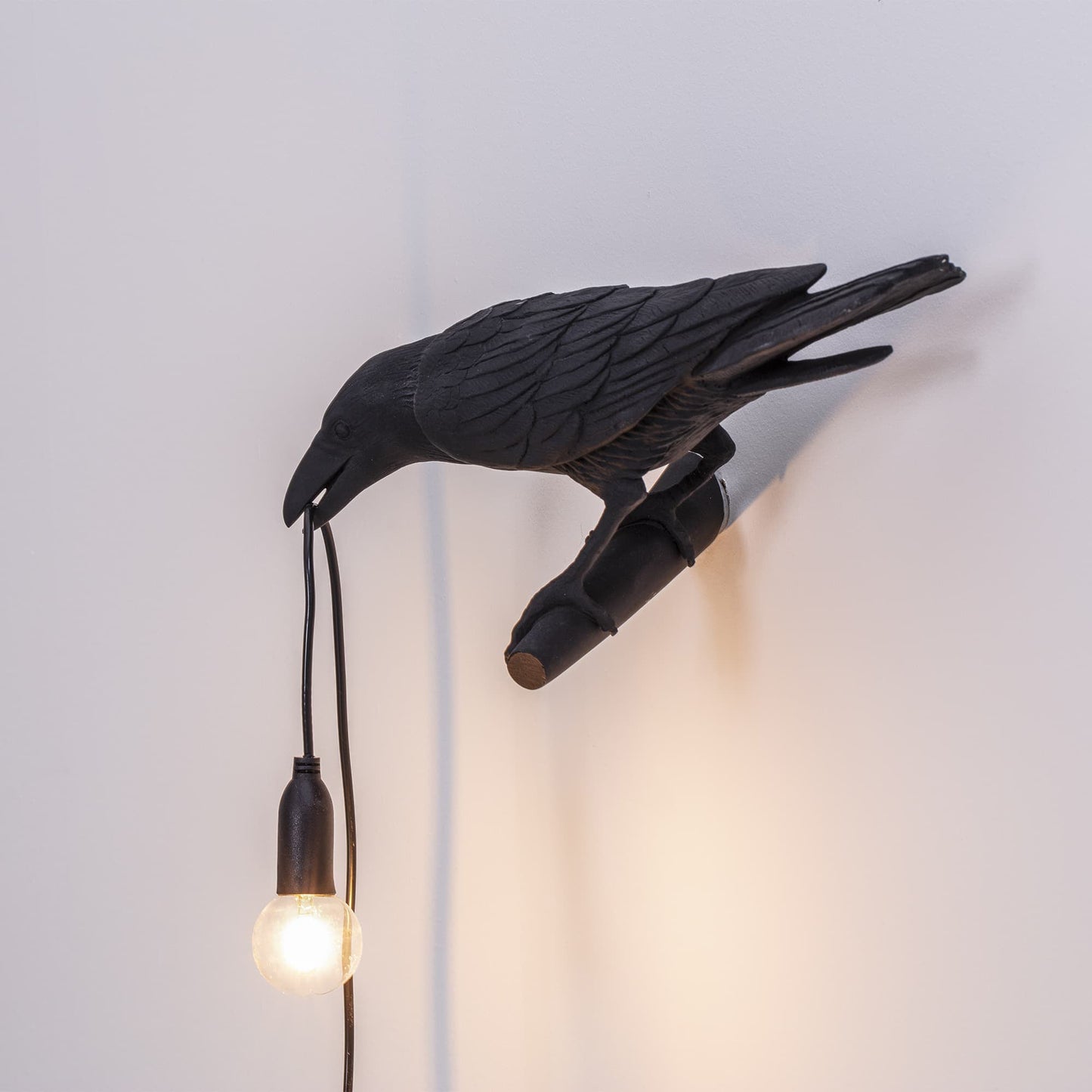 WOMO White/Black Bird Wall Sconce-WM6113