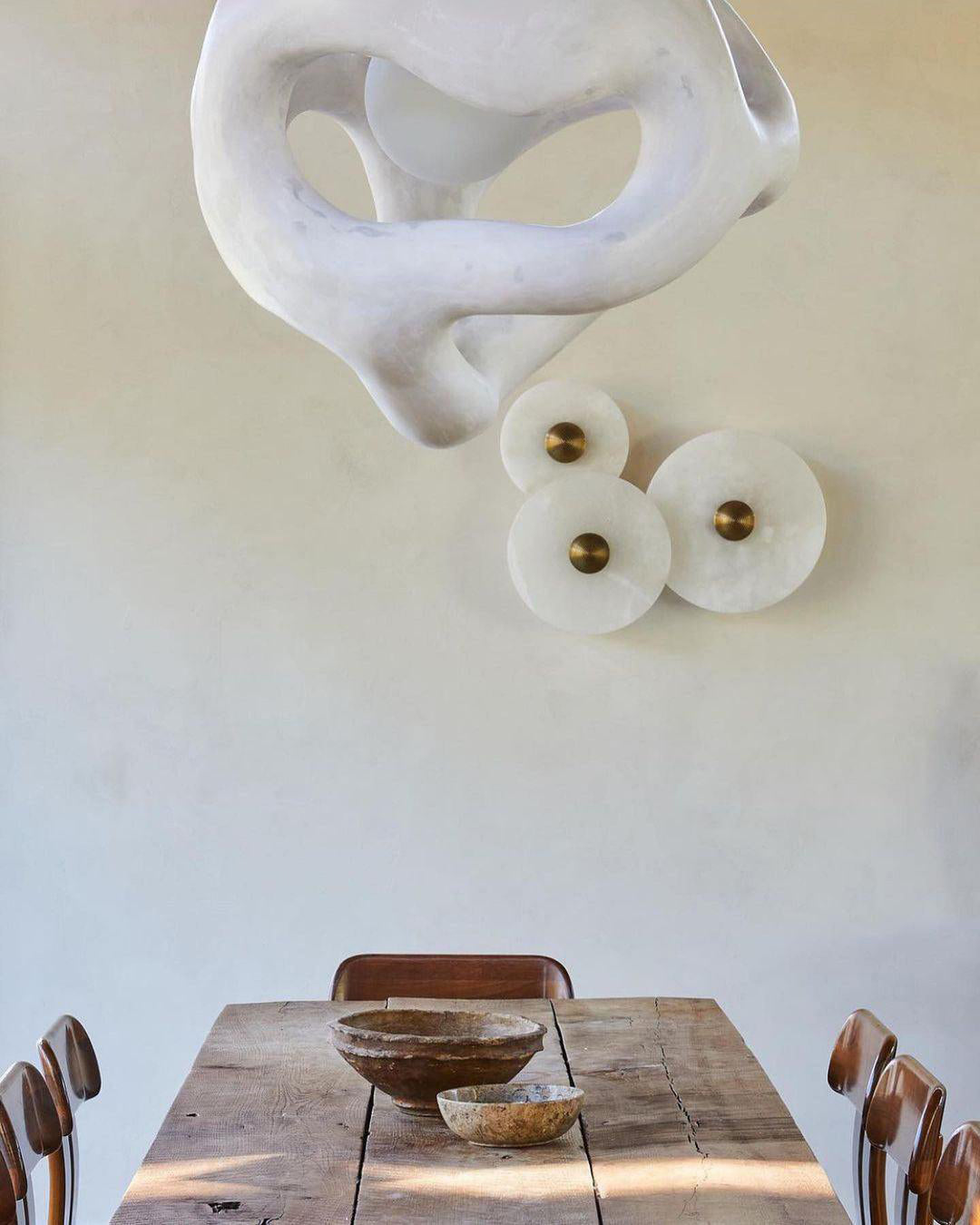 WOMO Art Deco Disc Alabaster Wall Sconce-WM6128