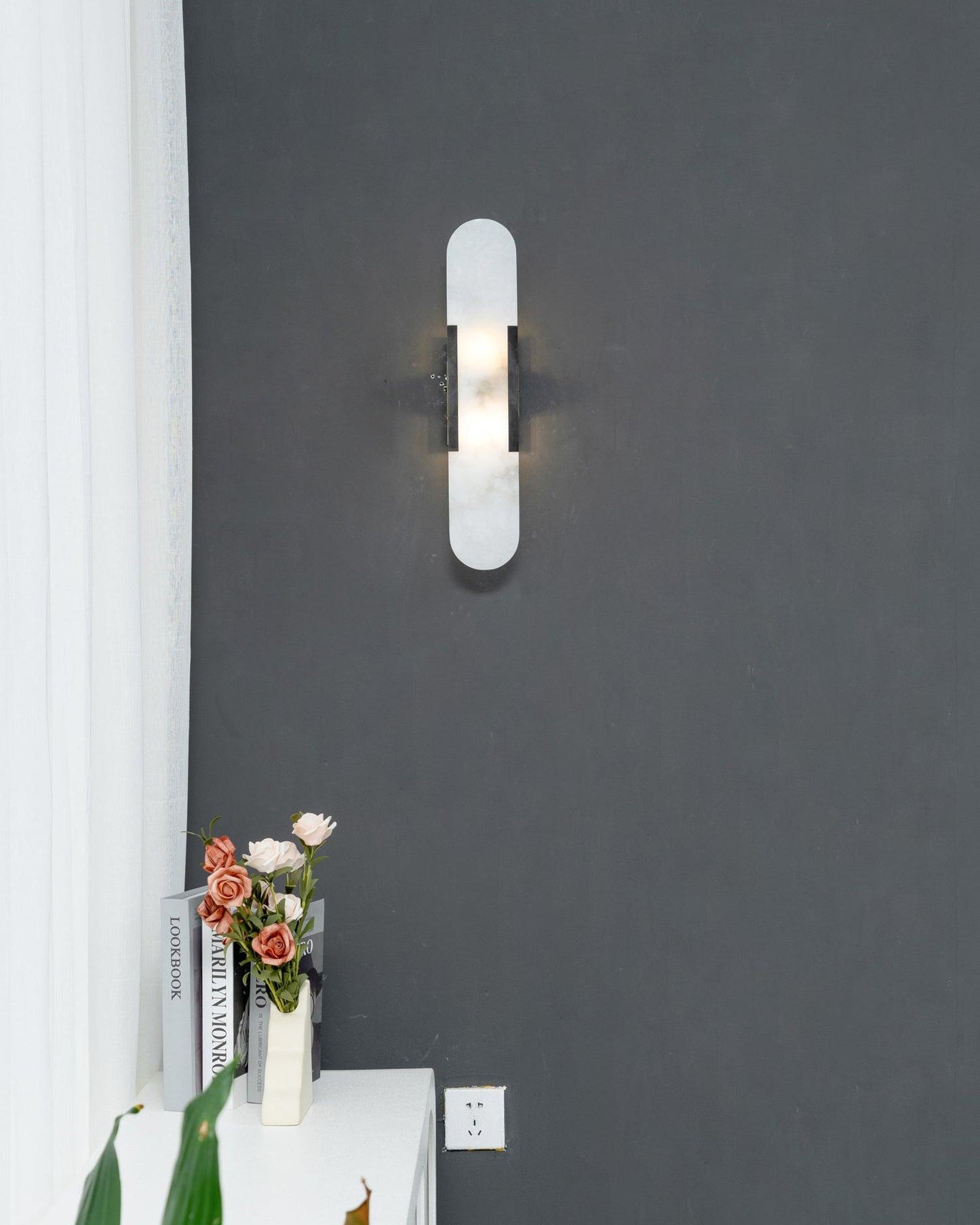WOMO Oval Alabaster Wall Sconce-WM6107