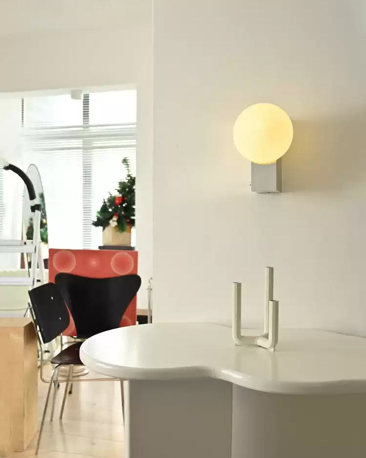 WOMO Globe Bauhaus Wall Sconce-WM6120