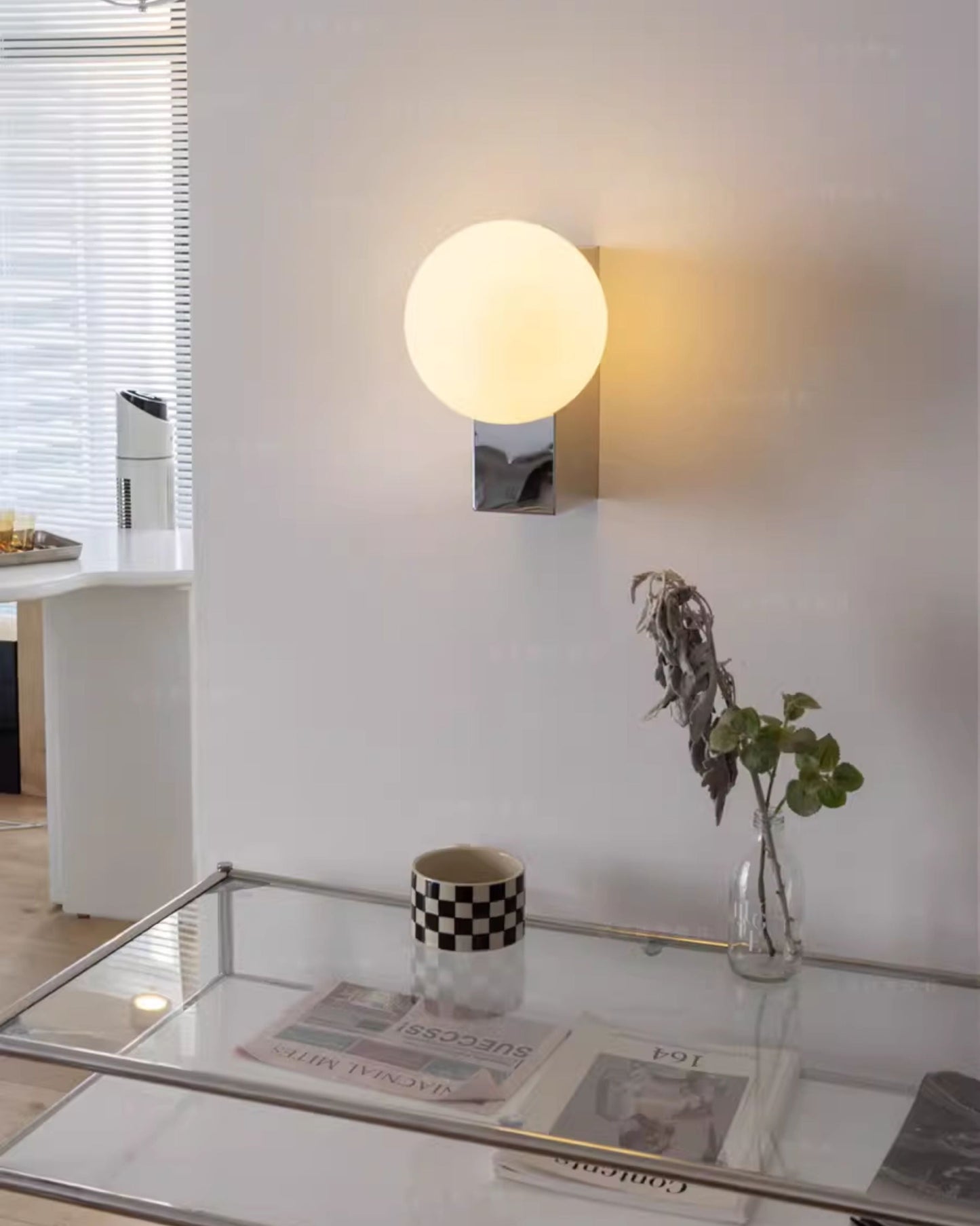 WOMO Globe Bauhaus Wall Sconce-WM6120