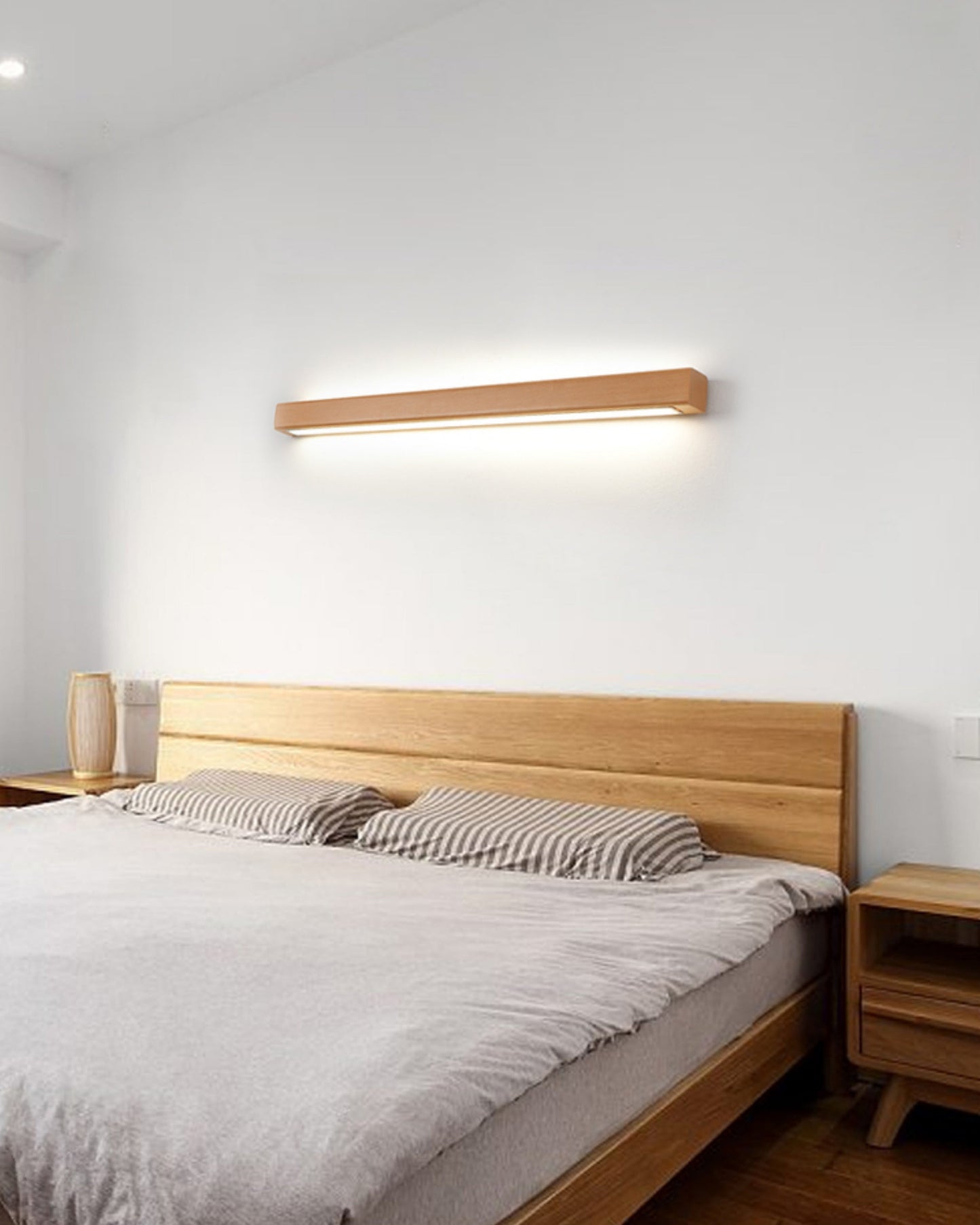 WOMO Wood Linear Wall Sconce-WM6126