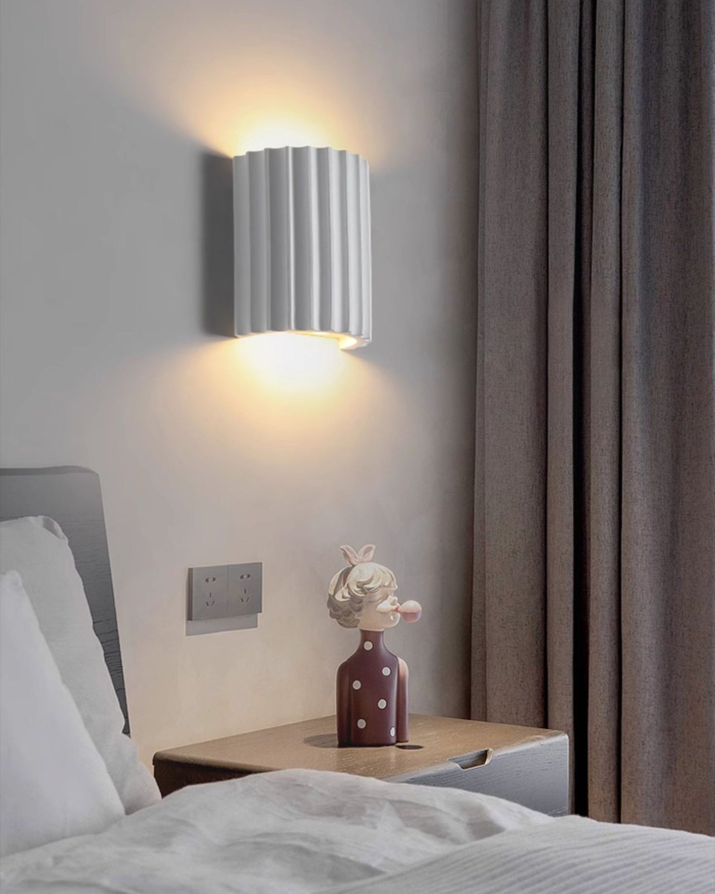 WOMO Half Cylinder Fluted Wall Sconce-WM6137