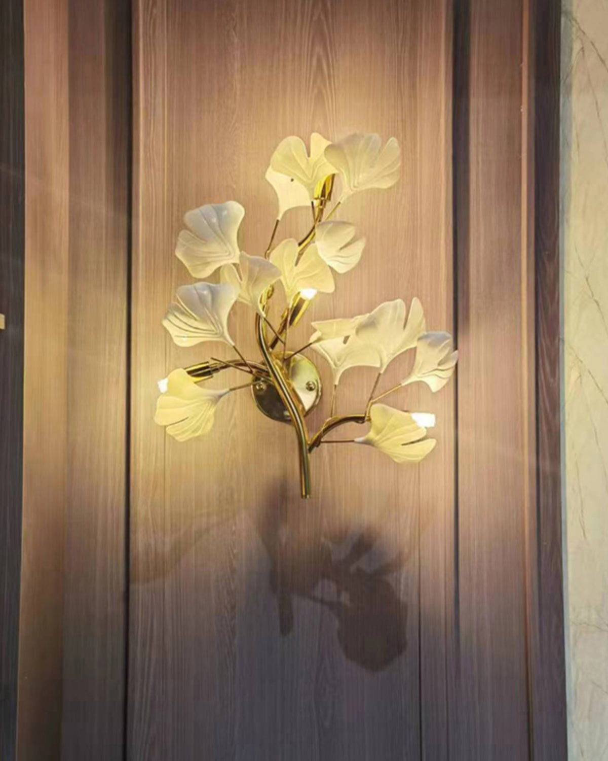 WOMO Ceramic Ginkgo Vine Wall Sconce -WM6161
